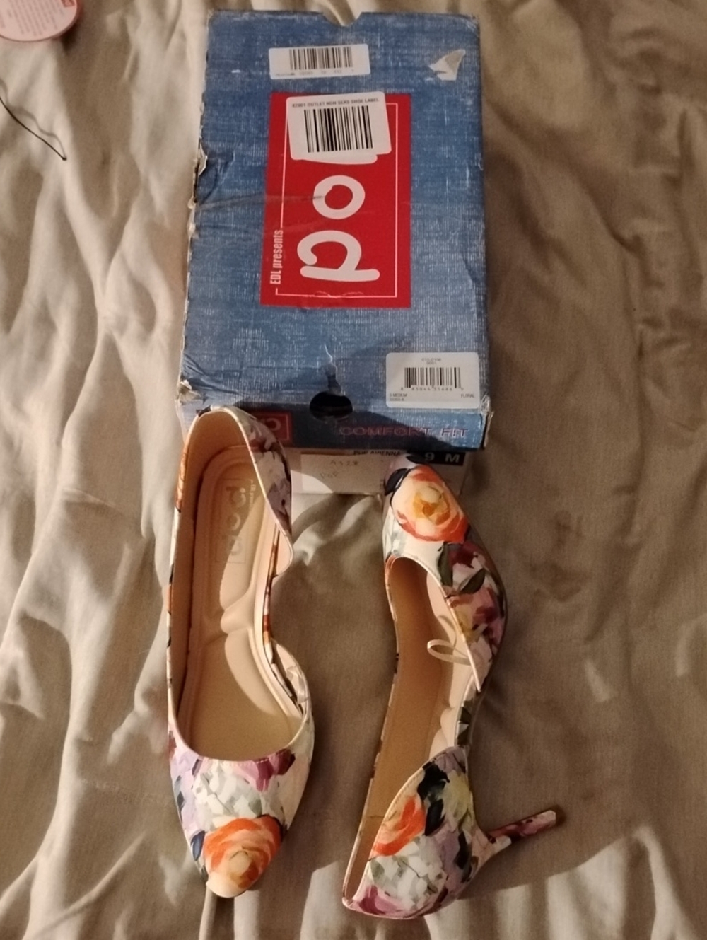 pop Floral Pointed-Toe Heels in Cream with Pink, Orange and Purple Accents